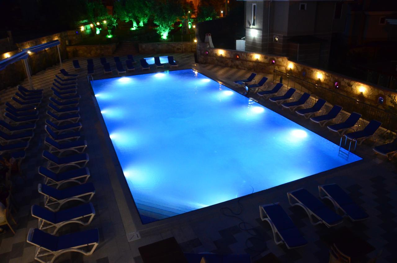 Elisa Hotel Айвалик Екстер'єр фото