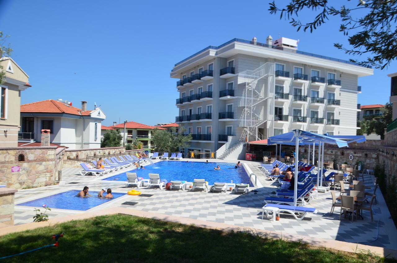 Elisa Hotel Айвалик Екстер'єр фото